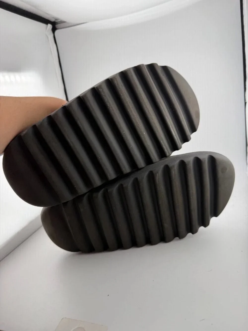 WORN Adidas Yeezy Slides “Onyx” Size 8M No Box
